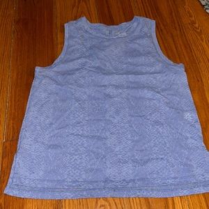 Avia athletic top, size small, blue, animal printed, breathable, good condition